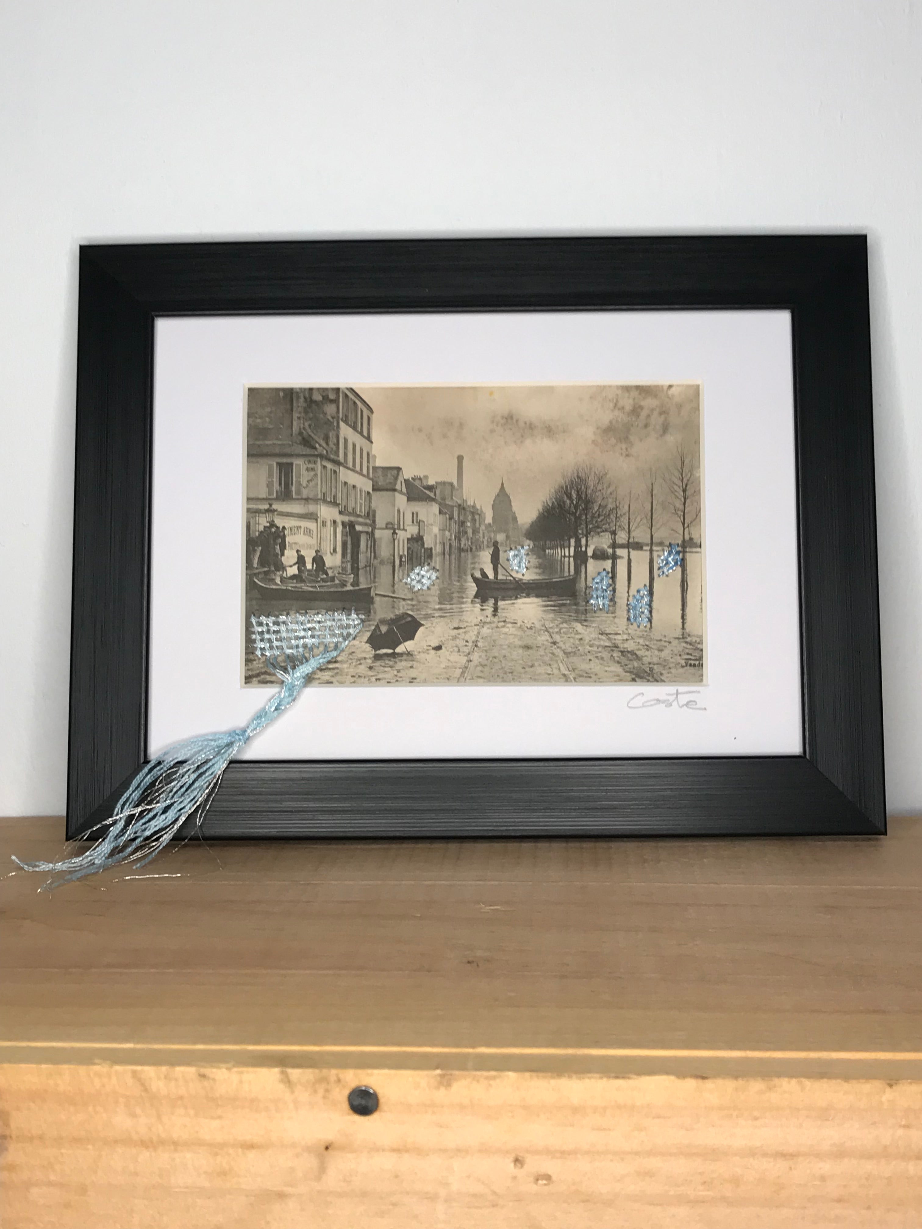 Paris -  Innondation janvier 1910, Quai de la Rapée - carte postale ancienne (un peu abîmée) brodée au fil de coton et lurex