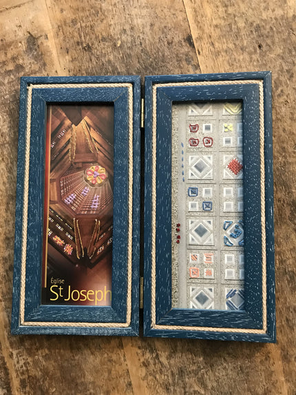 Le Havre - dépliant de l'Eglise Saint Joseph brodé au fil de coton et lurex